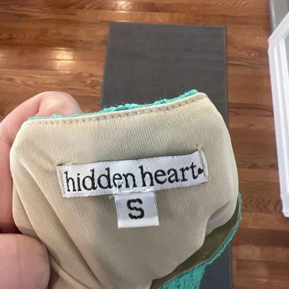 Hidden heart size small turquoise dress - Picture 2 of 2